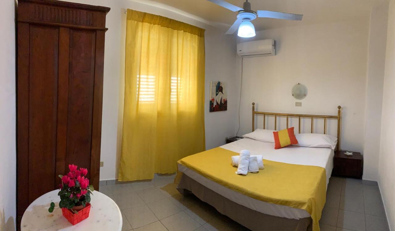 La Bussola Hotel ปอร์โตปาโล ภายนอก รูปภาพ